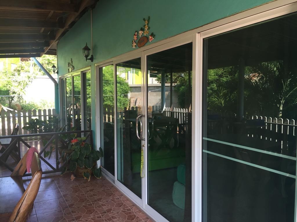 Sin U Rai Resort Koh Larn Chambre photo