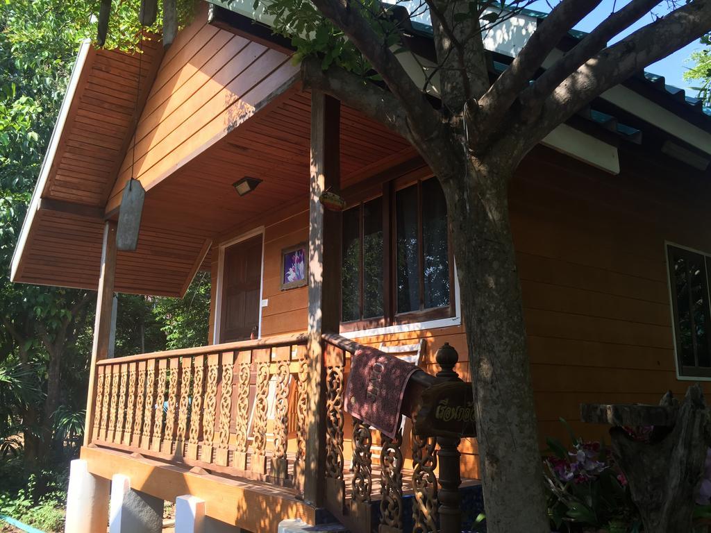 Sin U Rai Resort Koh Larn Chambre photo